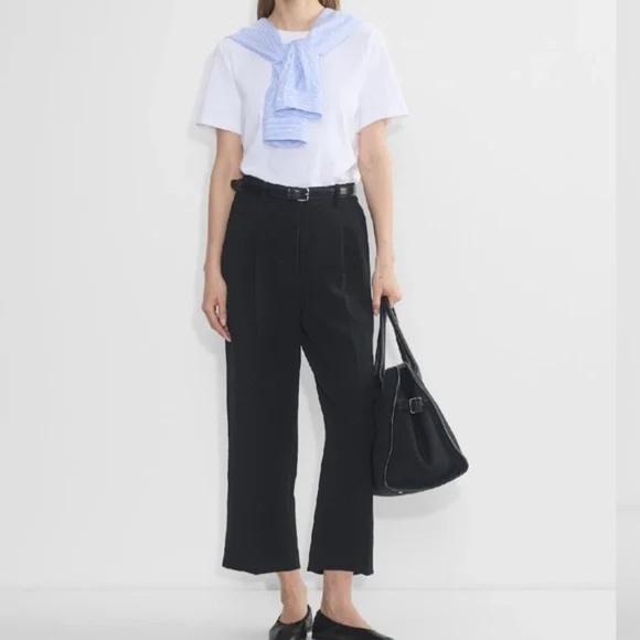 Wilfred Aritzia Effortless Cropped Pant in Black Crepette - Picture 1 of 8